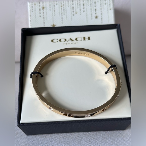 COACH Bracelet - Picture 2 of 6